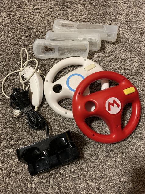 Found A Bunch Of Plastic Wii Garbage At A Thrift Store Or Something