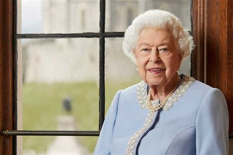 Why Are There No Photographs Of Queen Elizabeth Ii Pregnant