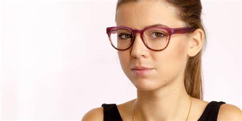 3 Tips For Buying Perfectly Fitting Frames Online Selectspecs Glasses