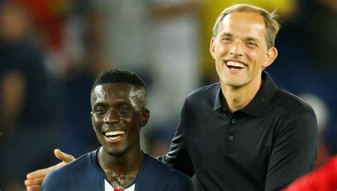 Everton midfielder idrissa gueye completes move to ligue 1 giants. Idrissa Gana Gueye, nouveau maillon fort du PSG | ACTUSEN
