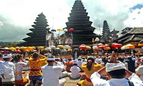 Agama Dan Ritual Adat Di Bali Berita Agama Dan Spiritualitas