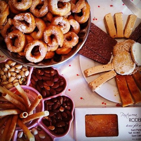 Spanish christmas sweets have taken over shop windows all across madrid. 21 Ideas for Spanish Christmas Desserts - Most Popular ...