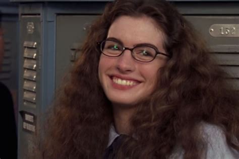 From Geek To Chic Anne Hathaway’s Glasses In “the Princess Diaries” Classic Specs