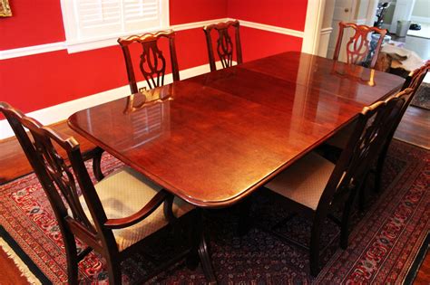 Thomasville Cherry Formal Dining Room Set Cherry Tables And Chairs Ebth