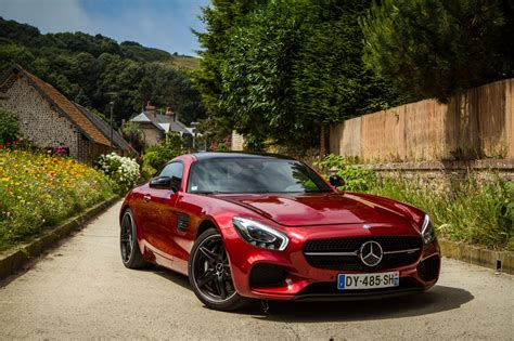 You know things are going to be on another level. essai-mercedes-amg-gt-exterieur-65 - Le Blog de Viinz