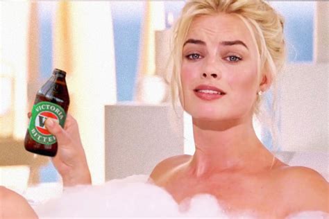 Aussie Legend Margot Robbie Loves A Beer Shower After A Long Day Dmarge