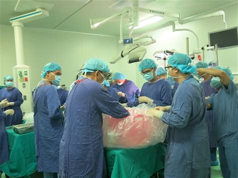 Doctors Perform Successful Lung Transplant For Patient With Congenital