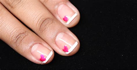 Homemade Hipster: Five Valentine's Day themed nail art ... Ultra sparkly valentines themed nail art ❤.