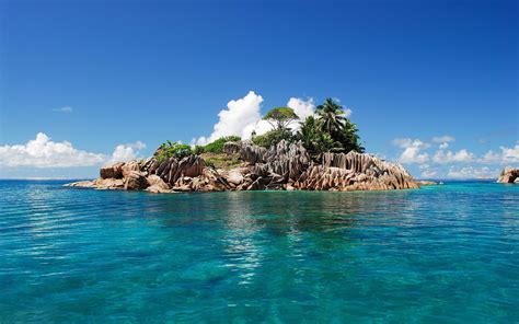47 Beautiful Tropical Islands Desktop Wallpaper