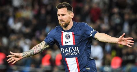 Lionel Messi Gives Psg His Word Hell Stay At Least One More Season News Digging