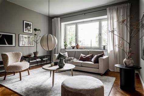 Characterful Home In Dark Colors Coco Lapine Design Living Room