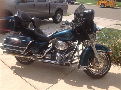 Since each method may result in a different value, it is always best to estimate your motorcycle's value based on using multiple methods to attain the most accurate estimate. Buy 2004 Harley-Davidson Electra Glide ULTRA CLASSIC on ...