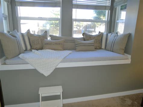 Also enjoy features like view in room, room planner, day of delivery tracking, and push notifications. Custom Bay Window Seat : Spotlats