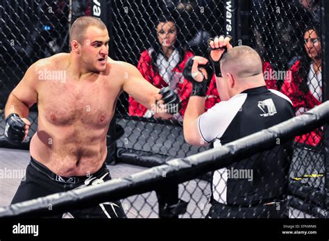 Two Heavyweight Mma Fighters In The Ring Stock Photo Alamy