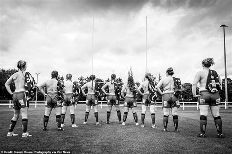 Women S Rugby Team Carlisle Cougars Strips Off For Naked Calendar Duk