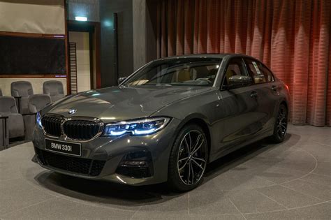 420i (m sport pure) с бензиновым мотором на 184 л.с. 2020 BMW 330i Shows off Dravite Grey Metallic and M Sport ...