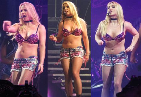 Britney Spears In Revealing Bikni And Bra Costumes Photos And Video