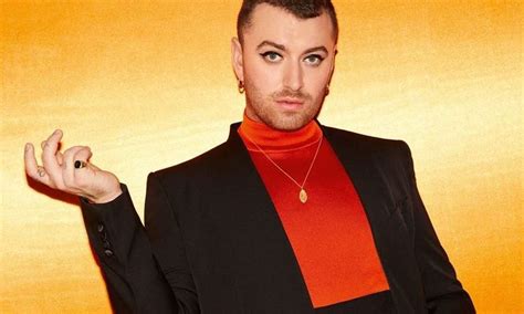 Sam Smith y los looks que querrás copiar de su clóset