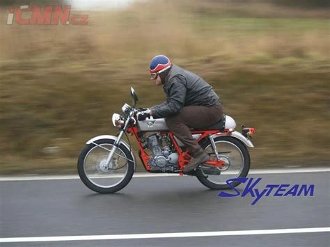 Skyteam E3 125cc 4 Stroke Ace Vintage Cafe Racer Classic Motorcycle