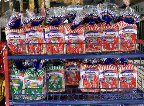 Seluruhnya lebih dari 900 perusahaan termasuk pabrik di bekasi mulai dari bekasi barat timur selatan. Beberapa Harga Roti Berperisa Gardenia Bakal Naik - Celik Wang