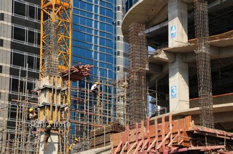 Protes sejumlah karyawan trans jogja itu dilakukan beberapa kali, selain mengadu ke dprd diy, mereka juga melakukan aksi demonstrasi hingga mogok kerja. KECELAKAAN KERJA : Seperti Apa Pengawasan Kesehatan dan Keselamatan Kerja Perusahaan di Jogja