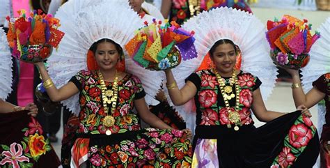 Mayo Mes De Las Tradicionales Velas Istmeñas En Oaxaca