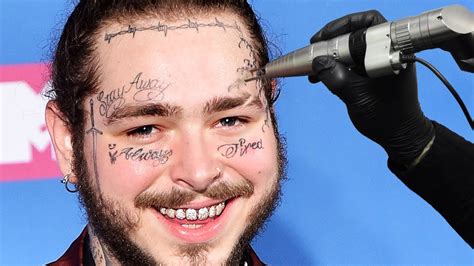 What Does Post Malone S Hand Tattoo Say Mastery Wiki