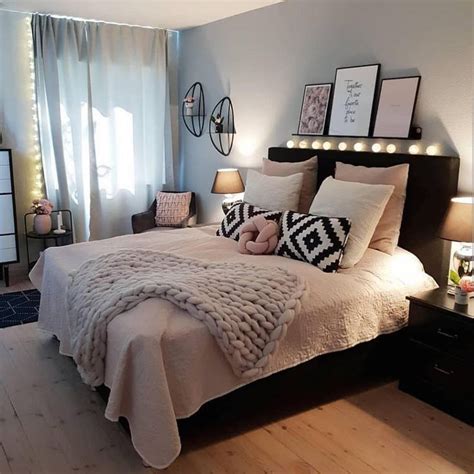 Votre ado en a marre de sa chambre trop gamine, et désire une décoration plus mature ? Décor de chambre de luxe sur Instagram: «LuxuryRoomDecor ...