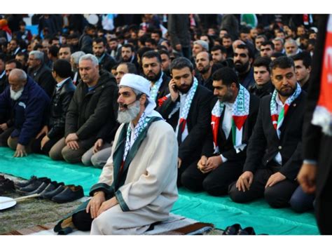 Ama kuytul bey'in amacı bana kalırsa hiç de tahliye olmak değil. Furkan Vakfı Kurucusu Alparslan Kuytul Hocaefendi Kimdir?