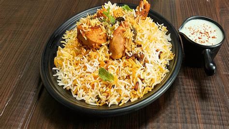 Chicken Biryani Spicy Indian Malabar Biryani Hyderabadi Biryani Dum