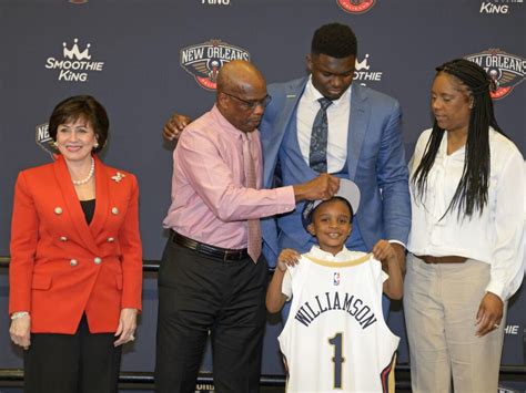 Nba Espn Révèle Lorigine Du Physique De Zion Williamson