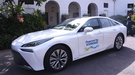 Nitin Gadkari Rides Indias First Hydrogen Fuel Cell Vehicle Toyota Mirai