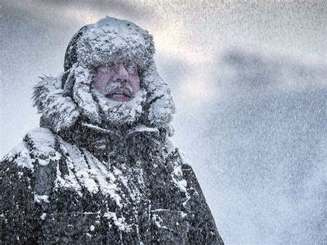 Cold Winter Weather People Endure Arctic Blast Across Midwest East