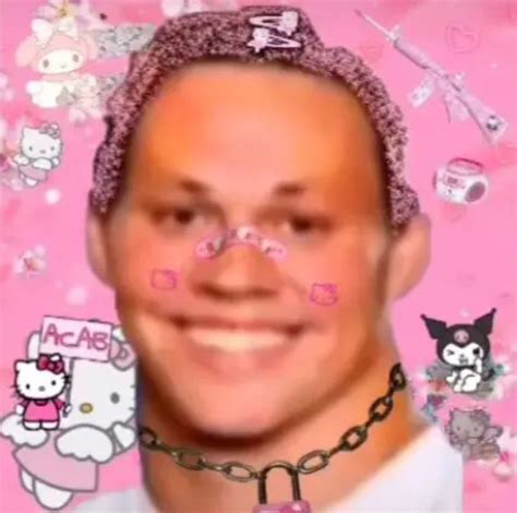 Noah Beck Neck Edited Pics Use This As Pfp In 2020 Cute Memes Funny Profile Pictures Funny