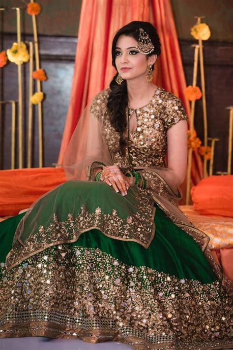 36+ Best Hairstyles For Lehenga Must Try To Grace This ...