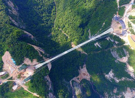 Photos Welcome To The Worlds Highest And Longest Glass Bottomed