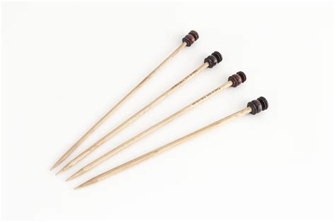 The knitter's pride knitting needles is the perfect set for beginners, with 10 artsiga crafts stitch markers included in the set. Maplewood Needle & Rosewood top end Single point knitting ...