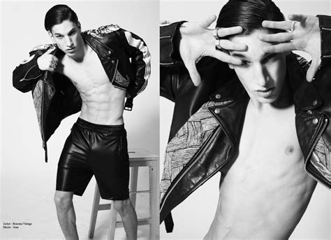 Chasseur Webditorial Iasonas Laios By Frederic Monceau Chasseur