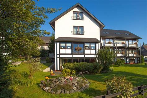 Haus andrea is located at goldeckweg 6, 0.5 miles from the center of seeboden. Schreiben Sie uns - Hotel Haus Andrea