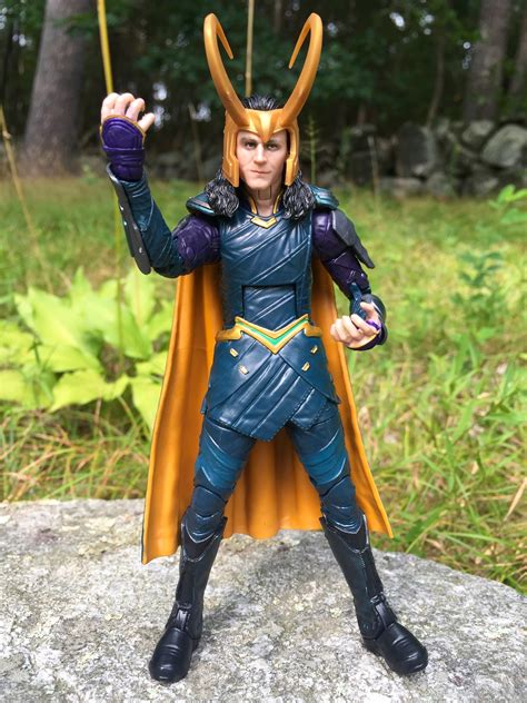 Thor Ragnarok Marvel Legends Loki 6 Figure Review And Photos Marvel