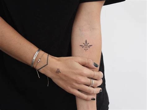 Tatouages Minimalistes Tatouage Discret Petit Tatouage