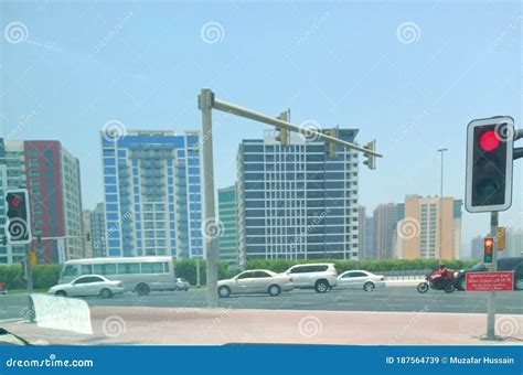 Dubai Beautiful Road Digital Traffic Signals Stock Image Image Of