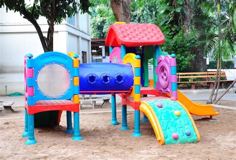 Childrens Outdoor Play Equipment