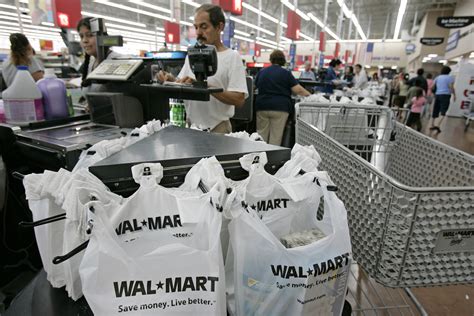 Walmart strikes spread to more states | Salon.com