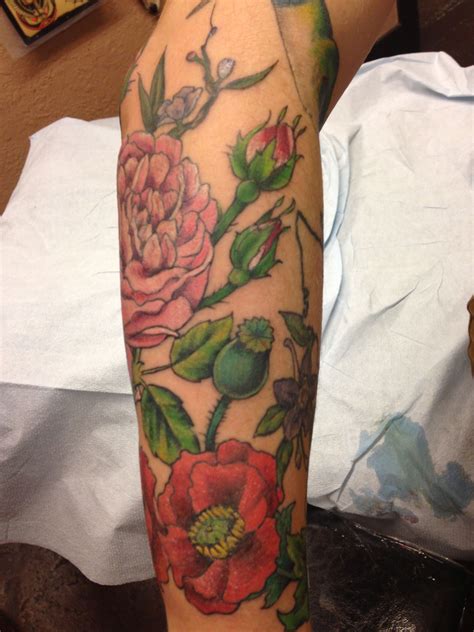 Pin By Allison Kincaid On Tattoo Ideas Vintage Flower Tattoo Tattoos