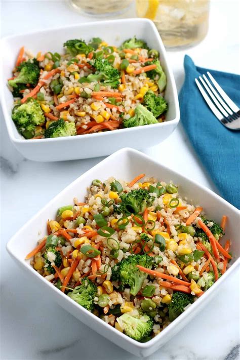 Cauliflower Rice Stir Fry Is Low Carb And An Easy Recipe To Make Only 20 Minutes For A