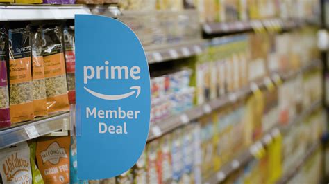 To access them, prime members must download the whole foods market mobile app and sign in with their amazon account, which will create a qr code that the whole foods cashier scans at the register. How to Use Amazon Prime Member Perks at Your Local Whole ...