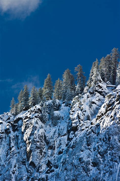 • please like or repost if you save! 24 Gorgeous Yosemite iPhone Wallpapers