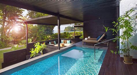 Swimming pool, internet, air conditioning. 10 Hotels With Amazing Private Pools in Malaysia - Luxury ...