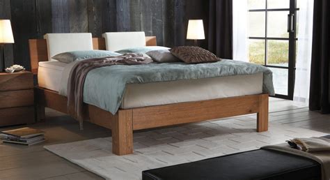 Intelligente konstruktionen geben den betten einen sicheren, stabilen stand. Boxspringbett Kingston Aus Massivholz In Eiche Betten von ...
